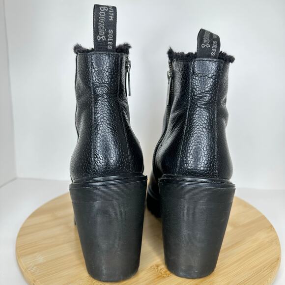 Dr. Martens Magdalena Fur Lined Boots Black Leather Heeled Chelsea Boots Size 10 - Picture 4 of 7
